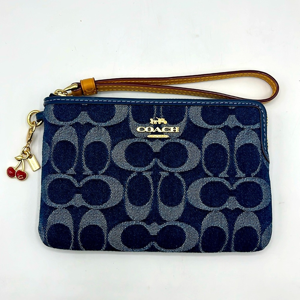Coach Corner Zip Signature Denim Wristlet wallet